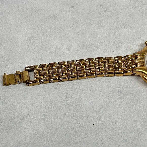 VTG Timex Watch Womens 30mm Round White Dial Gold Tone Indiglo New Battery - Picture 8 of 15